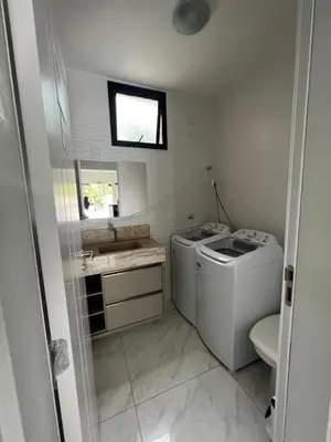 Uma casa de banho em Residencial YÜMA