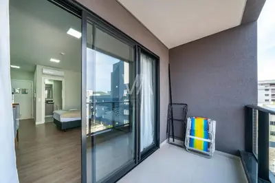 Uma cama ou camas num quarto em 309 Apart Villa Francione com piscina em Bombas