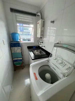 A planta de Apartamento com 3 suítes a 300 metros da praia