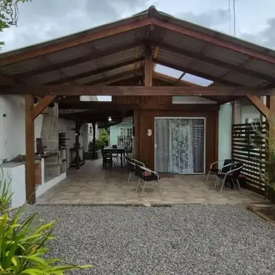 Casa Zimbos - 150 metros da praia