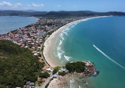 A planta de 155 - Apartamento alto padrão na Praia de Canto Grande