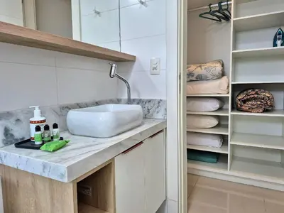 A cozinha ou kitchenette de Estilo Tok&Stok 3 Quartos Churrasqueira |CURTA195
