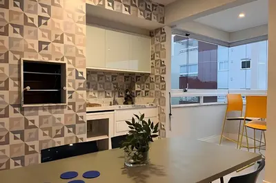 A cozinha ou kitchenette de Estilo Tok&Stok 3 Quartos Churrasqueira |CURTA195