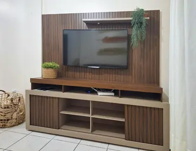 Uma televisão e/ou sistema de entretenimento em ROS-301 Confortable dpto 2dorm 190m Av.Ppal Bombas