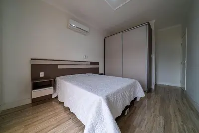 A planta de 061 - Apartamento 2 dormitórios em Bombas