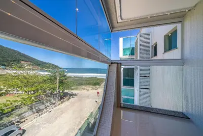 A planta de 110 - Cobertura com vista panorâmica em 4 ilhas