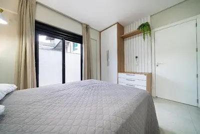 A planta de 167 - Apartamento duplex 2 suítes em Canto Grande.