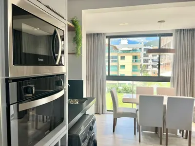 A cozinha ou kitchenette de Perfeito! Apto a 200m do Mar! BI08I