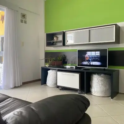B782 - Apto 02 quartos para 05 pessoas com piscina
