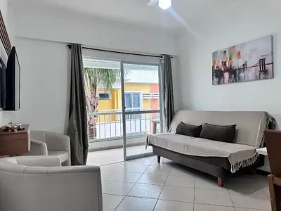 Uma área de estar em B915 - Apartamento 2 quartos em cond. com piscina