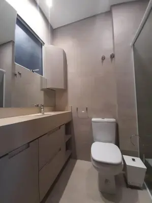 Uma casa de banho em Cobertura Vista Mar