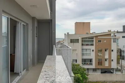 Uma varanda ou terraço em Apto c/ piscina e churrasqueira Bombinhas RNA0303