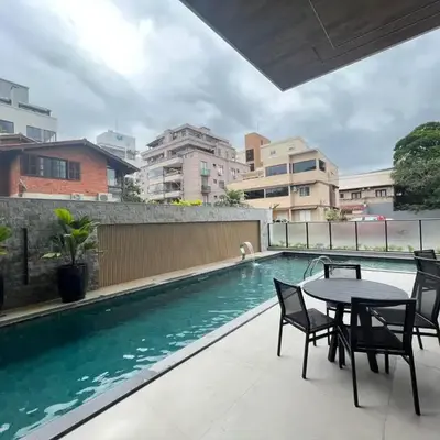 010A - Lindo apartamento 2 dormitórios na praia de Bombas