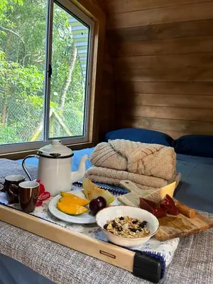 Refeições na tenda de luxo ou nas proximidades