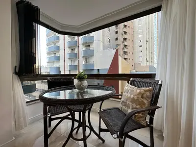 Uma área de estar em DA01- 3 Quartos | Vista Mar | Churrasq e Garagem