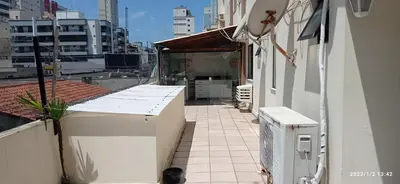 Uma varanda ou terraço em Apartamento meia praia
