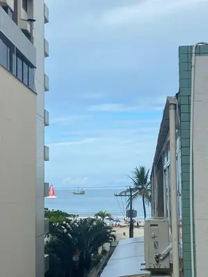 Uma vista do mar geral ou uma vista do mar a partir do apartamento
