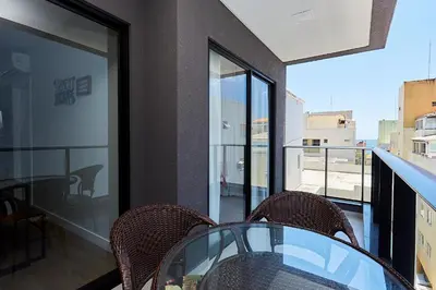 A planta de CÓD. 1129 - Apartamento com 01 quarto, vista mar com rooftop, e piscina