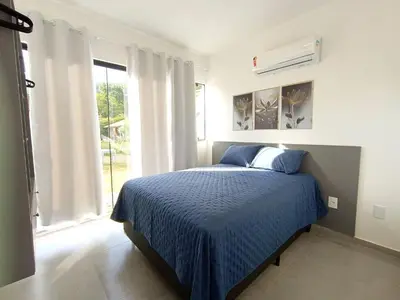 Uma cama ou camas num quarto em RJ164-01 Lindo Dpto c/piscina y vista a la montaña