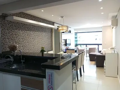 A cozinha ou kitchenette de Ótimo Apartamento vista mar a 70 metros