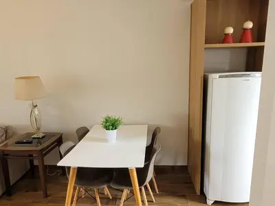 A cozinha ou kitchenette de Sobrado com garagem e churrasqueira