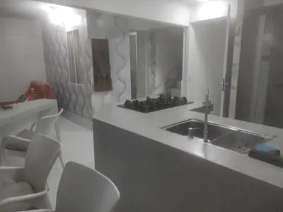 A planta de Promoção três quartos na Atlântica