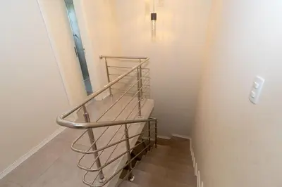 A planta de 540B - Linda casa com 5 dormitórios á 100m da praia
