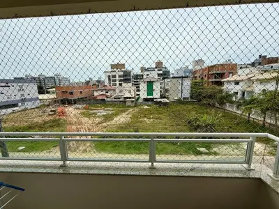Uma vista geral de Governador Celso Ramos ou a vista da cidade a partir do apartamento