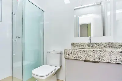 A planta de 1130 Cobertura 3 quartos. Perto das praias de BOMBAS E BOMBINHAS CENTRO