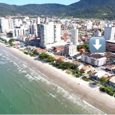 Apartamento 30 mtrs do mar para 6 pessoas
