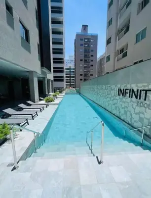 A piscina em ou perto de Infinity Tower Flat - 1403