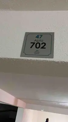 Um certificado, prémio, placa ou documento mostrado em 4 suítes, piscina exclusiva, barra sul, B.Camboriú