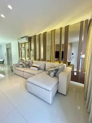 Uma área de estar em 4 suítes, piscina exclusiva, barra sul, B.Camboriú