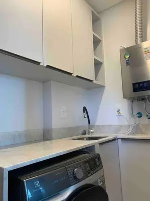 A cozinha ou kitchenette de Apartamento Novo Quadra Mar