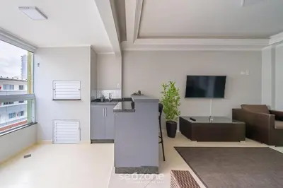 A cozinha ou kitchenette de Apto a 60m do mar - Meia Praia Itapema OBS0301