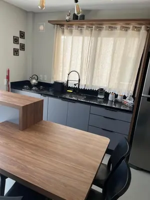 A planta de Apartamento com piscina a 100 metros da praia