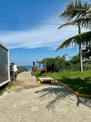 A planta de Residencial Ilha do Arvoredo - Praia de 4 Ilhas, próximo ao mar.