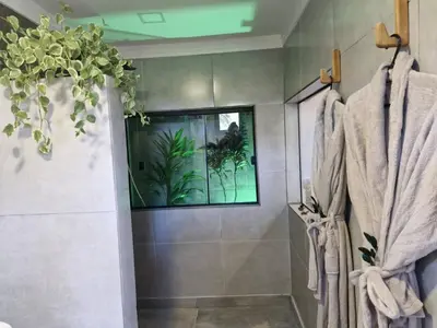 Uma casa de banho em Balneário Camboriú - SUÍTE PRIVATIVA EXECUTIVA Suíte Shamá