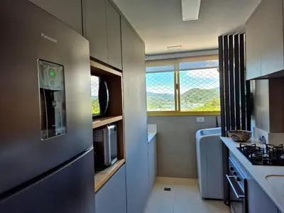 A cozinha ou kitchenette de Vista Mar com Churrasqueira 2 Quartos |CURTA156
