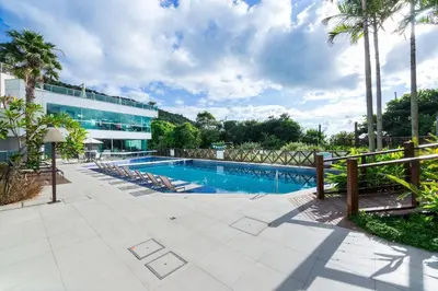 A piscina em ou perto de Varandas do Atlântico 101B – Frente Mar em Bombas