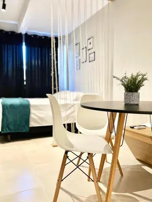 A planta de 002 - Apto monoambiente em residencial com piscina na praia de Bombas