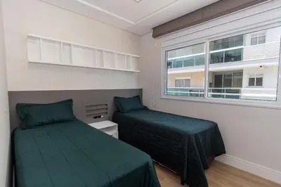 Uma cama ou camas num quarto em Varandas do Atlântico 305A – Frente Mar em Bombas