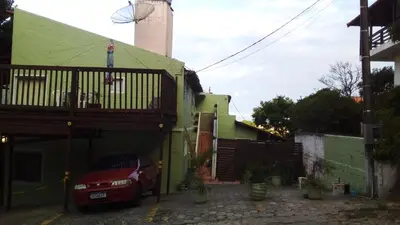 O edifício onde o apartamento está situado