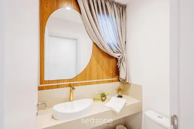 Uma casa de banho em Apto 2Q c/ Churrasq. a 600m da Praia VRE102