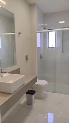 Uma casa de banho em Cobertura - Frente para o mar