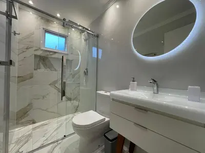 Uma casa de banho em Dolce Vita