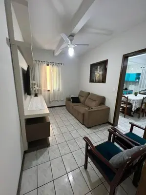 Uma área de estar em Casa térrea - bem localizada