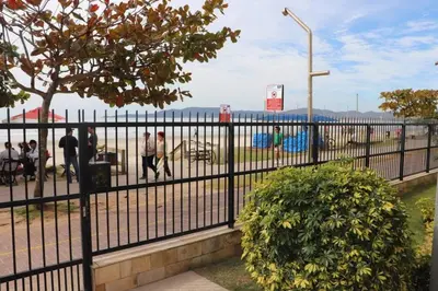 A planta de Apartamento de frente para o mar