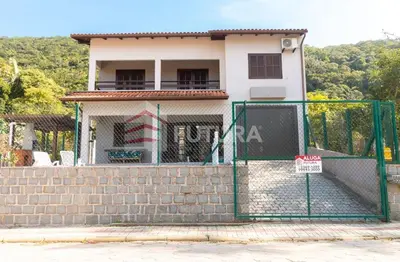 O edifício onde a casa de férias está situado