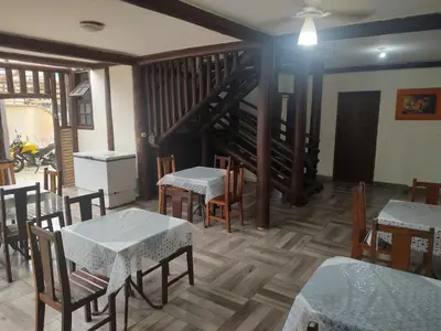 Uma área de estar em Pousada Martin Pescador Bombinhas